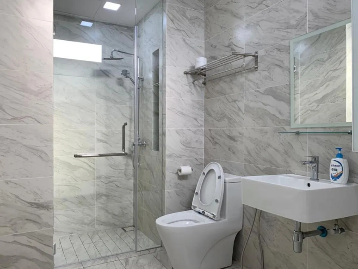 Imperio,Res - Cozy -- Location -- Dual View Apartment Malacca